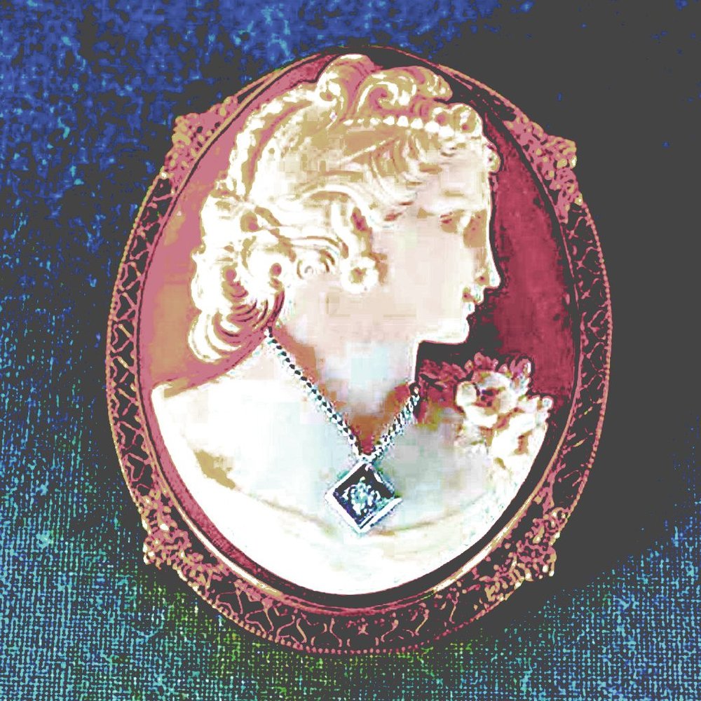 𝖜𝖍𝖔  𝖆𝖒  𝖎﹖